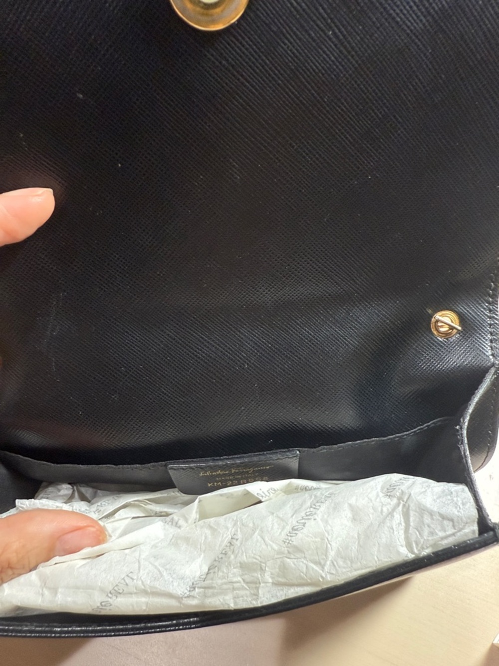 Salvatore Ferragamo Black Leather Crossbody with Gold Chain and Vara Bow - Picture 3 of 4